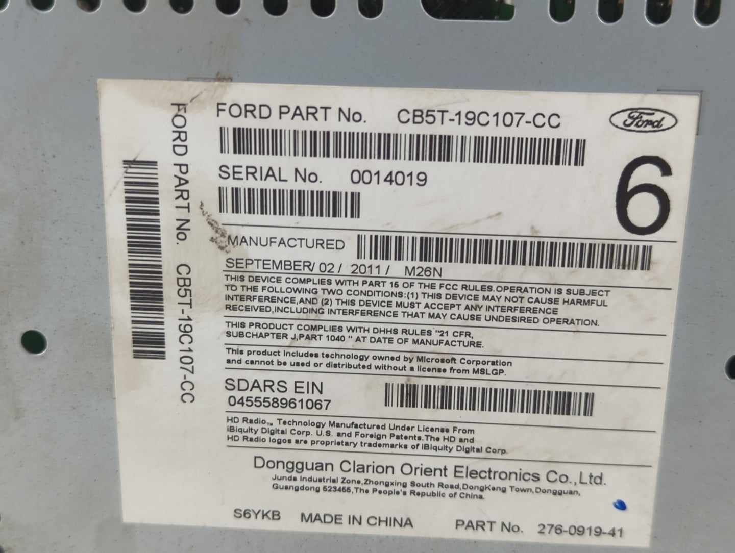 2012 Ford Explorer Radio AM FM Cd Player Receiver Replacement P/N:CB5T-19C107-CC CB5T-19C107-BC Fits OEM Used Auto Parts - O