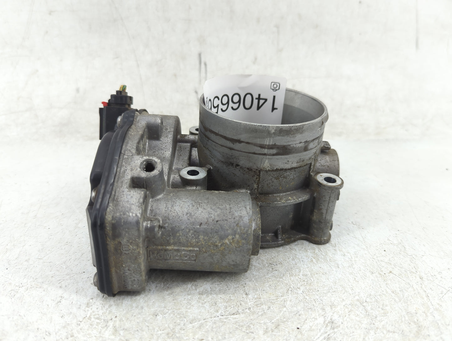 2011-2019 Ford Explorer Throttle Body P/N:AT4E-ED Fits Fits 2011 2012 2013 2014 2015 2016 2017 2018 2019 OEM Used Auto Parts