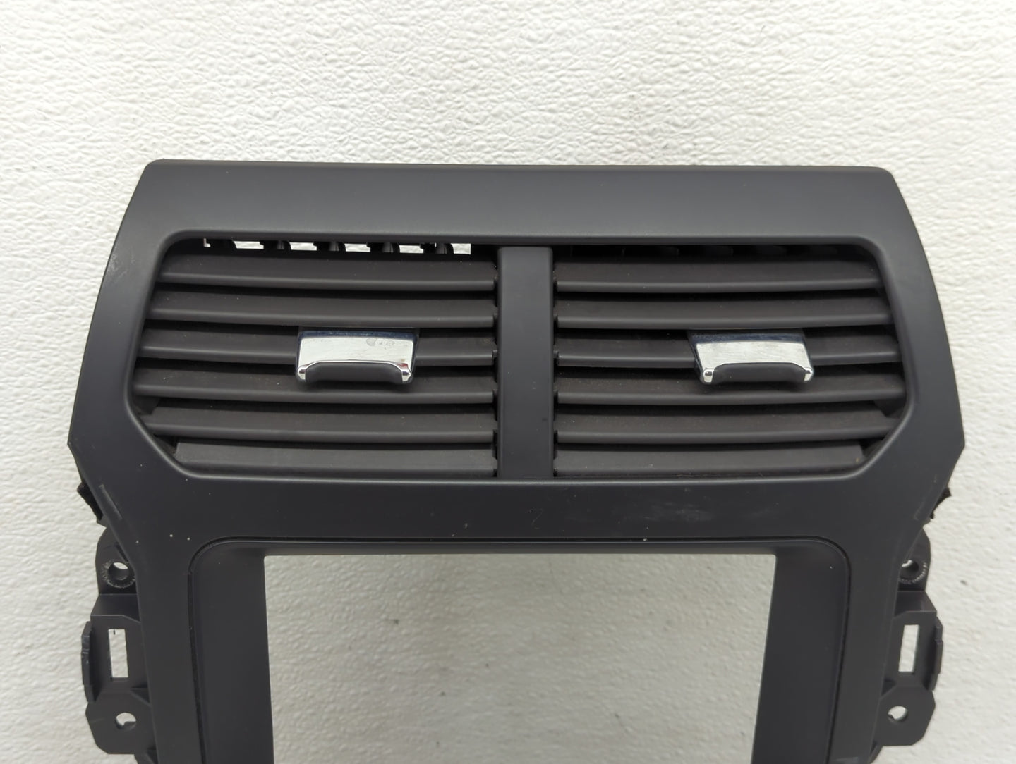 2012-2012 Ford Explorer Radio Control Panel - Oemusedautoparts1.com
