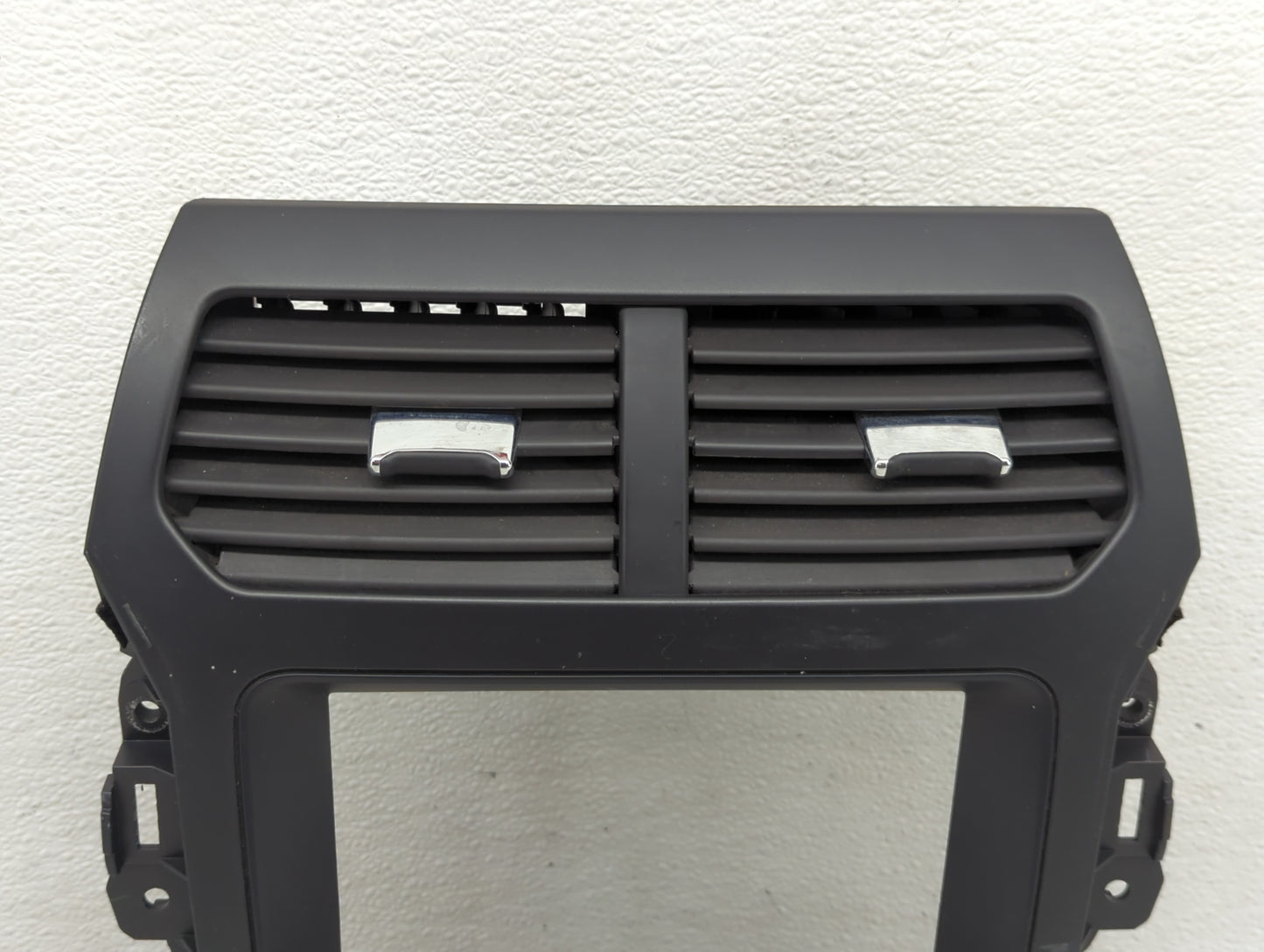 2012-2012 Ford Explorer Radio Control Panel - Oemusedautoparts1.com