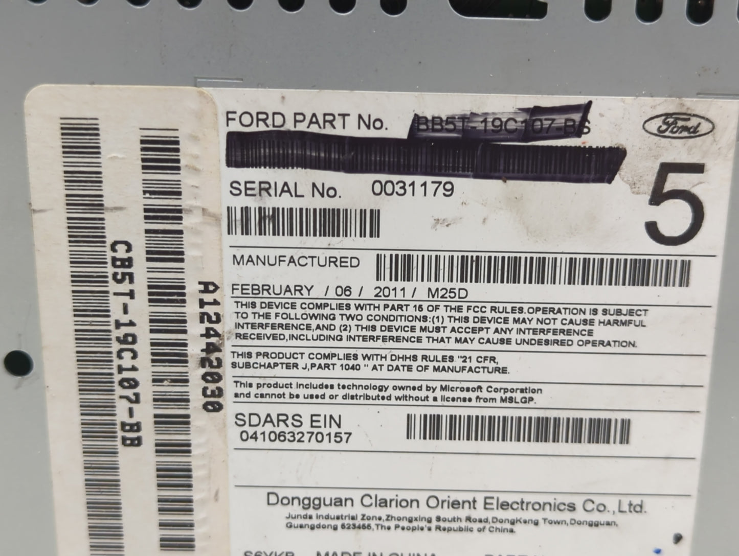 2012 Ford Explorer Radio AM FM Cd Player Receiver Replacement P/N:CB5T-19C107-BB Fits OEM Used Auto Parts - Oemusedautoparts