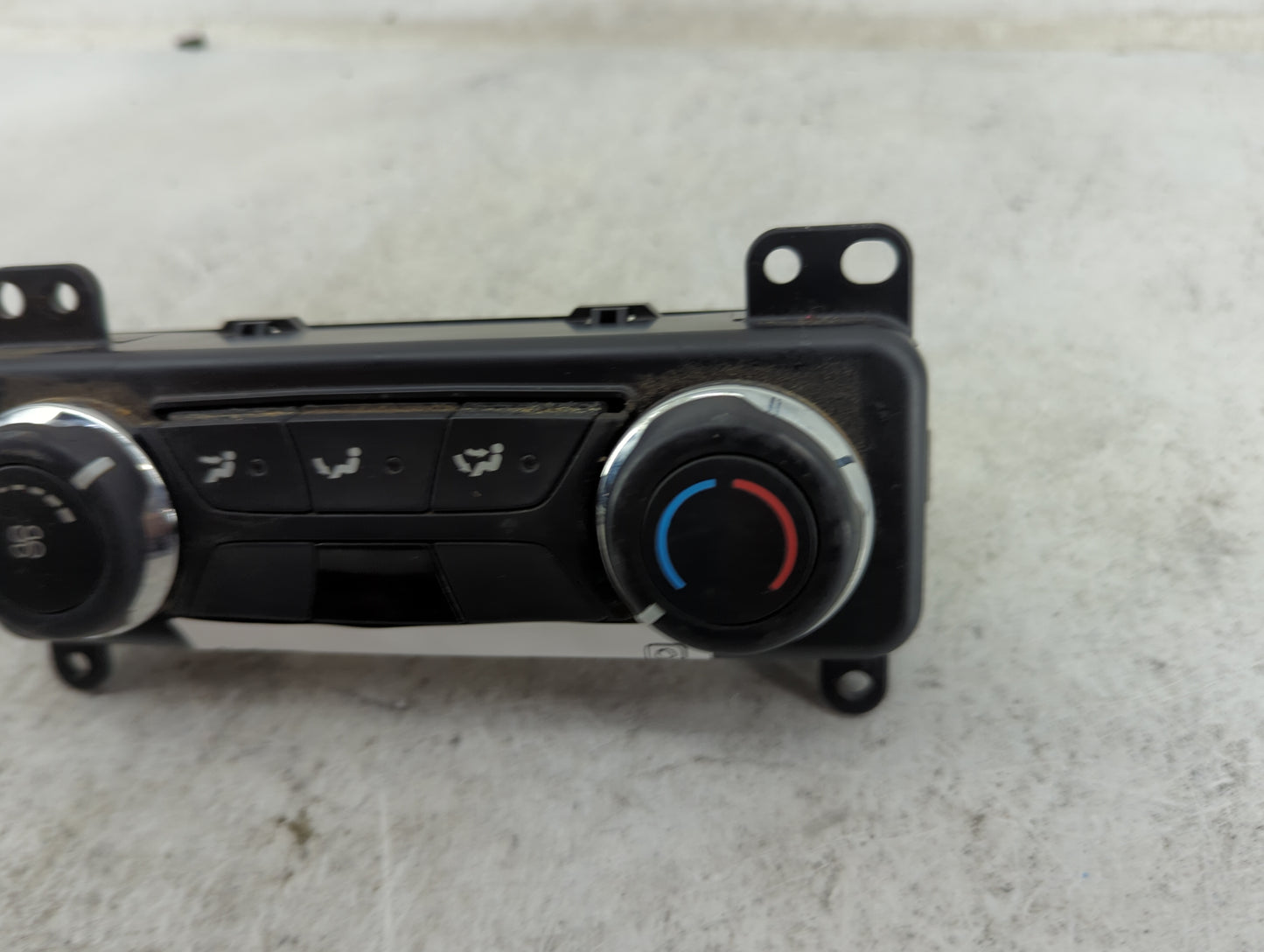 2011-2014 Ford Explorer Climate Control Module Temperature AC/Heater Replacement P/N:BB5T-19980-BC Fits Fits 2011 2012 2013 