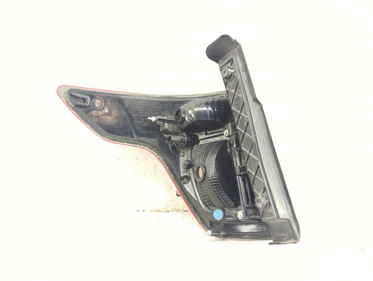 2011-2015 Ford Explorer Tail Light Assembly Passenger Right OEM P/N:BB53-13B504-A BB53-13404-A Fits Fits 2011 2012 2013 2014