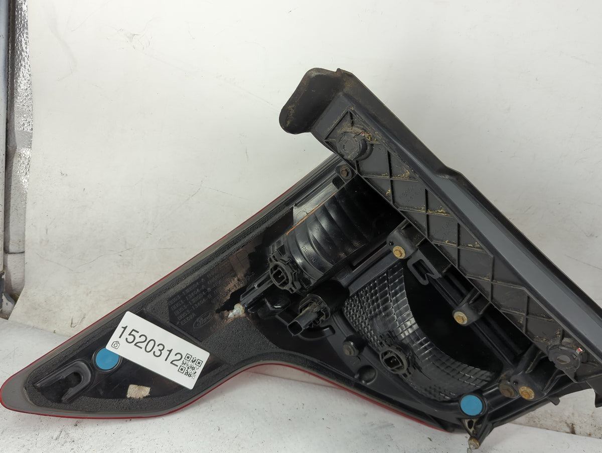 2011-2015 Ford Explorer Tail Light Assembly Passenger Right OEM P/N:BB53-13B504-A BB53-13404-A Fits Fits 2011 2012 2013 2014