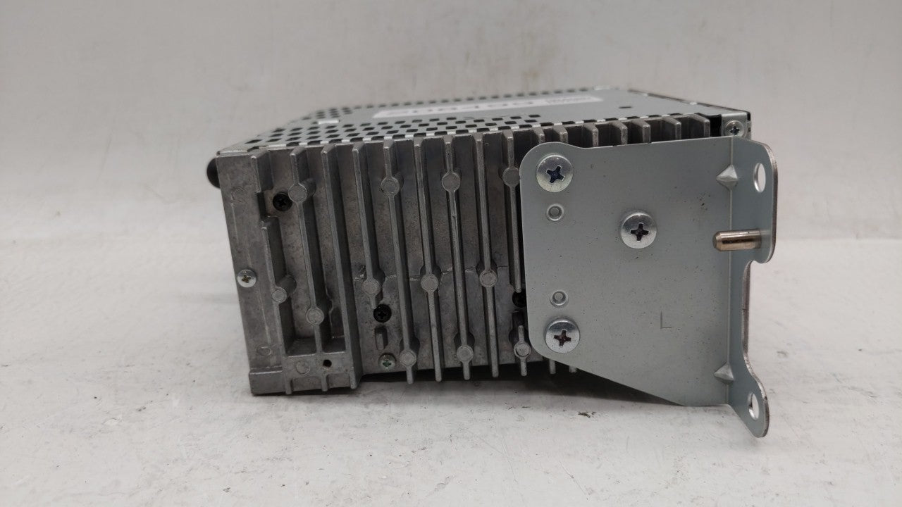 2012-2012 Ford Explorer Am Fm Cd Player Radio Receiver - Oemusedautoparts1.com