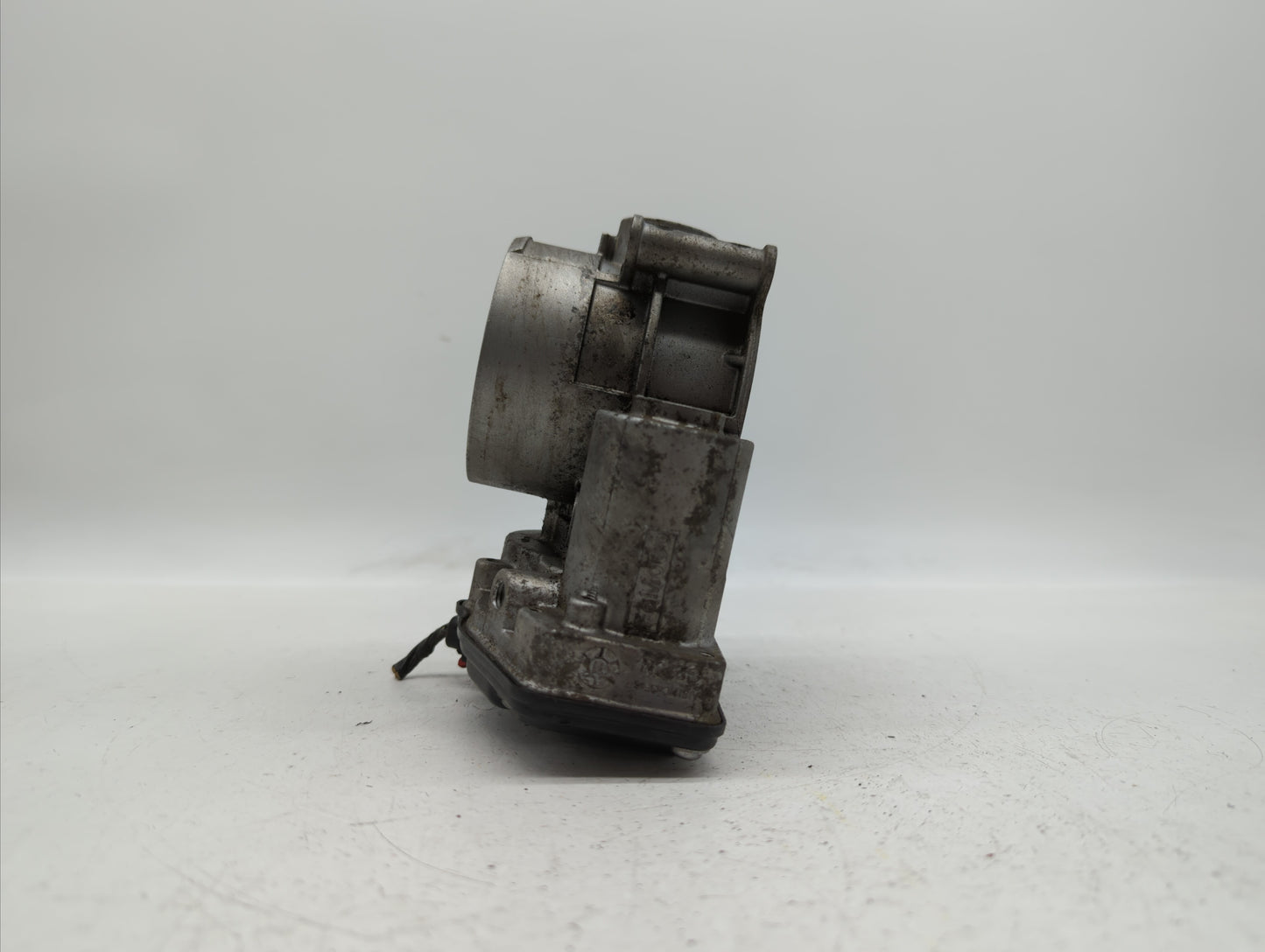 2011-2019 Ford Explorer Throttle Body P/N:AT4E-EF AT4E-9F991-EL, AT4E-ED Fits Fits 2011 2012 2013 2014 2015 2016 2017 2018 2