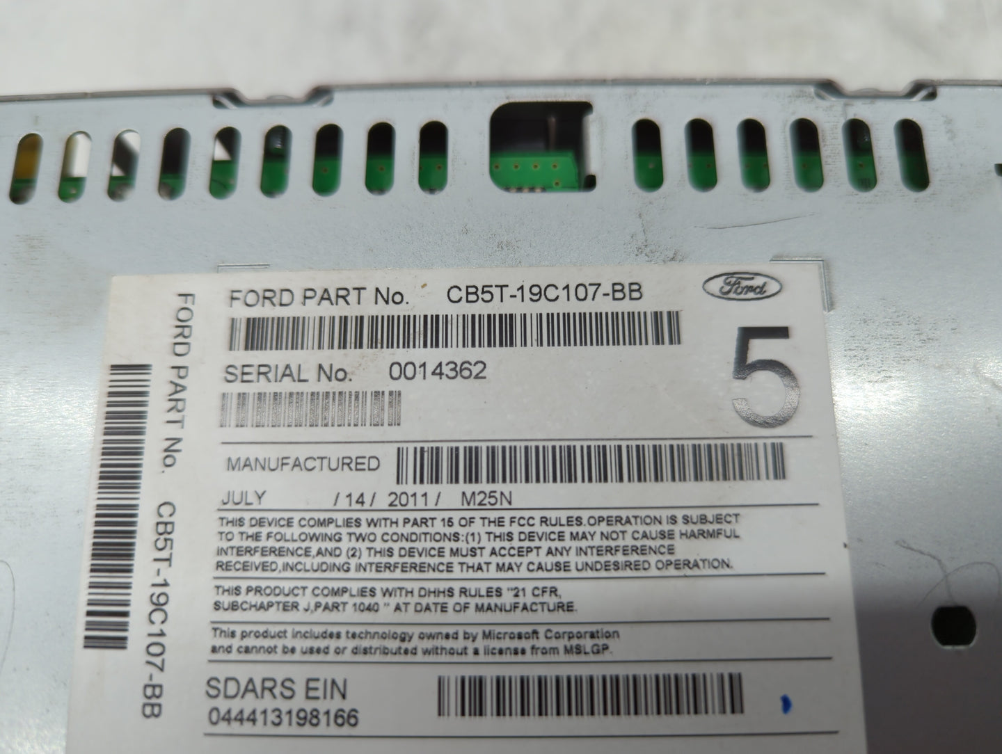 2012-2012 Ford Explorer Am Fm Cd Player Radio Receiver - Oemusedautoparts1.com