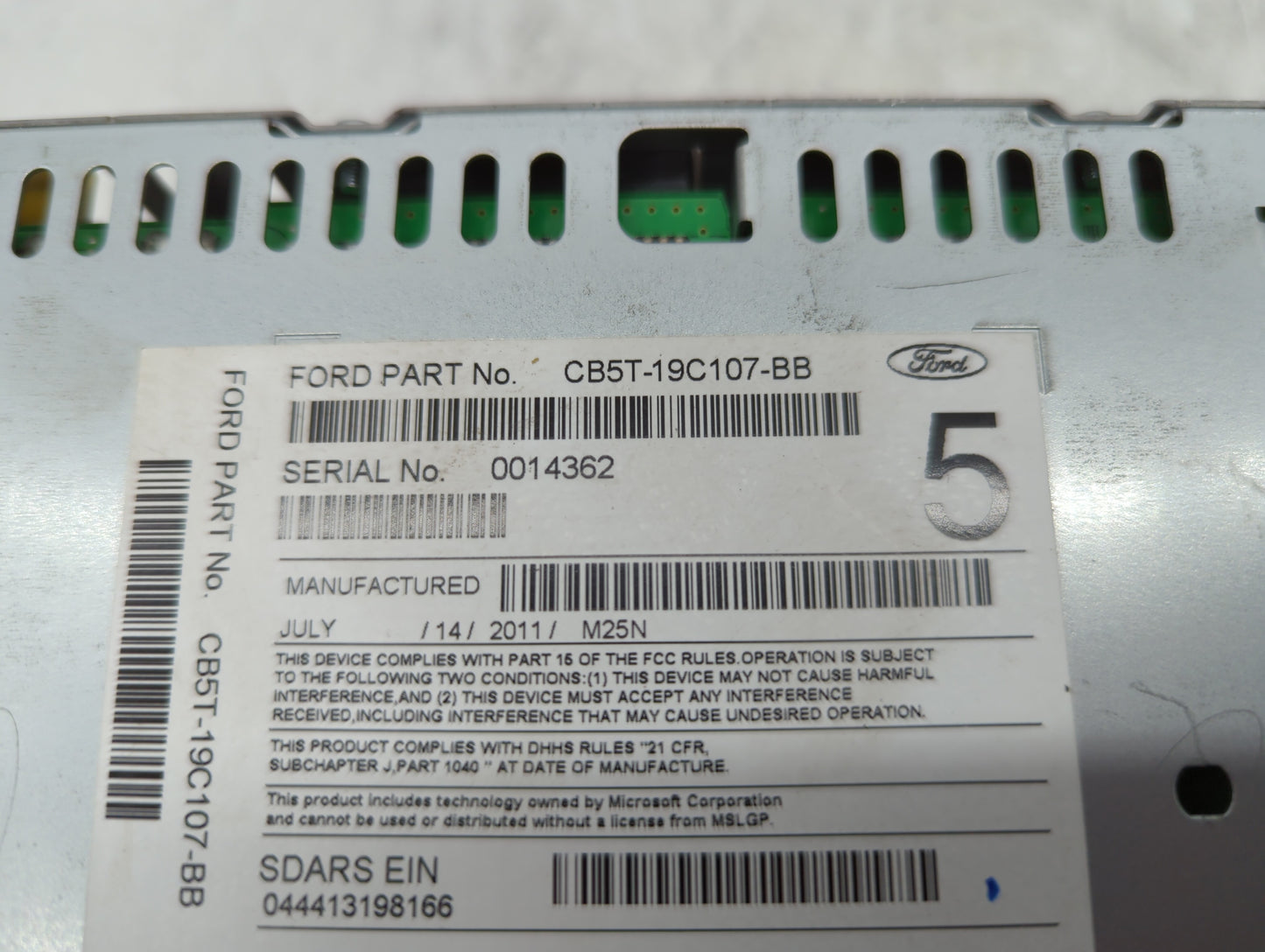 2012-2012 Ford Explorer Am Fm Cd Player Radio Receiver - Oemusedautoparts1.com