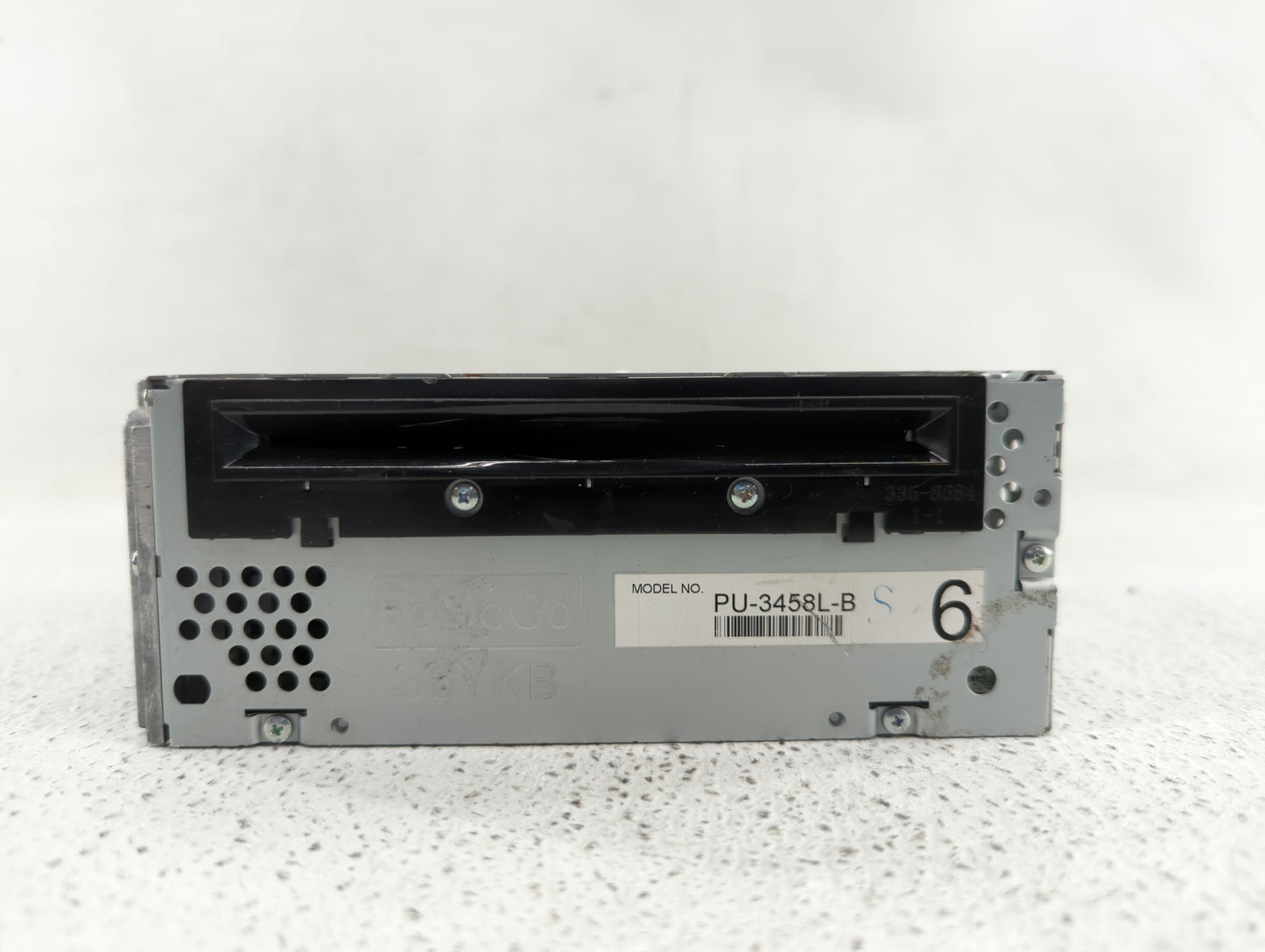 2012-2012 Ford Explorer Am Fm Cd Player Radio Receiver - Oemusedautoparts1.com