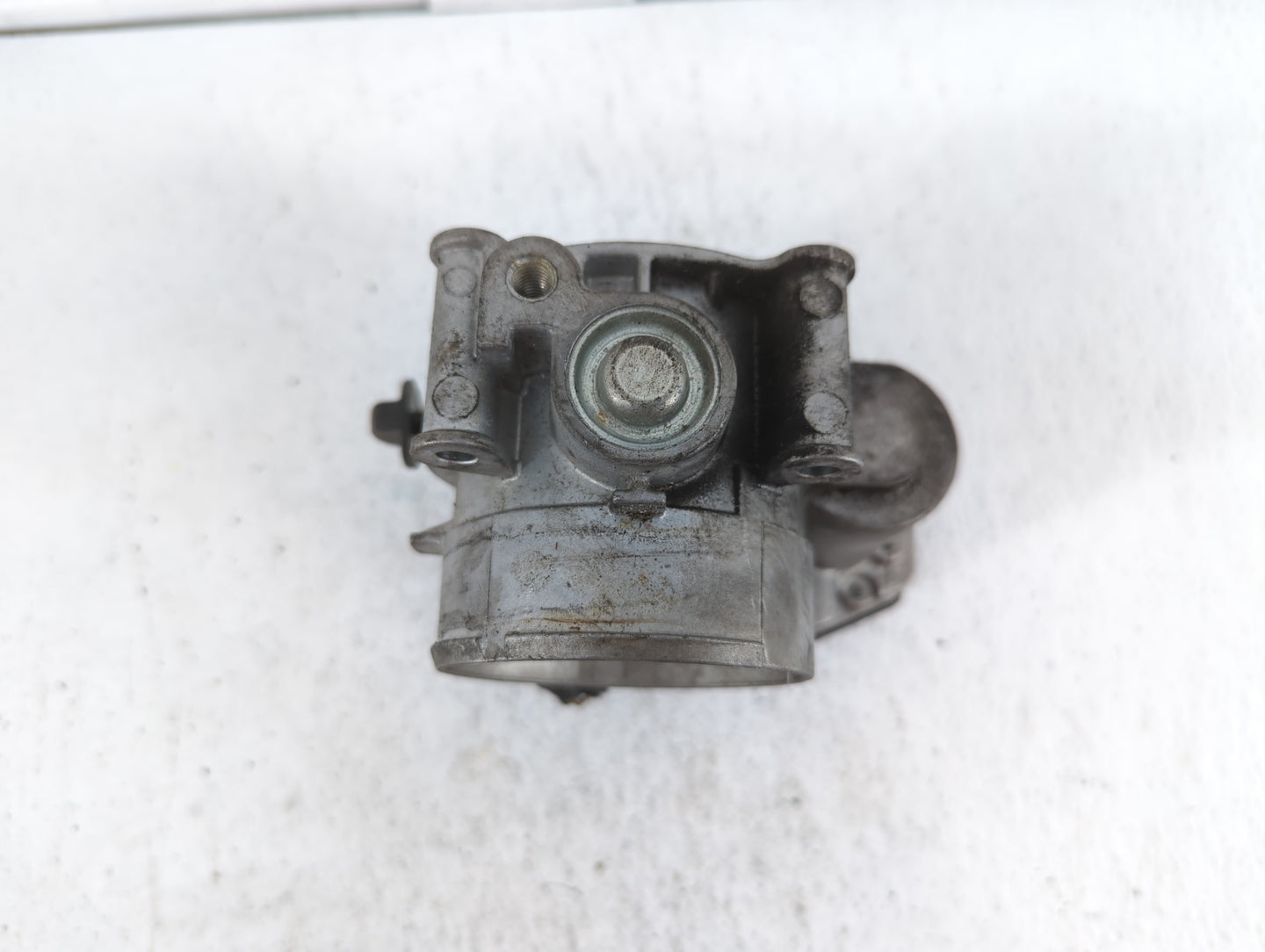 2011-2019 Ford Explorer Throttle Body P/N:AT4Z-A AT4E-9F991-EJ, AT4E-EH Fits Fits 2011 2012 2013 2014 2015 2016 2017 2018 20