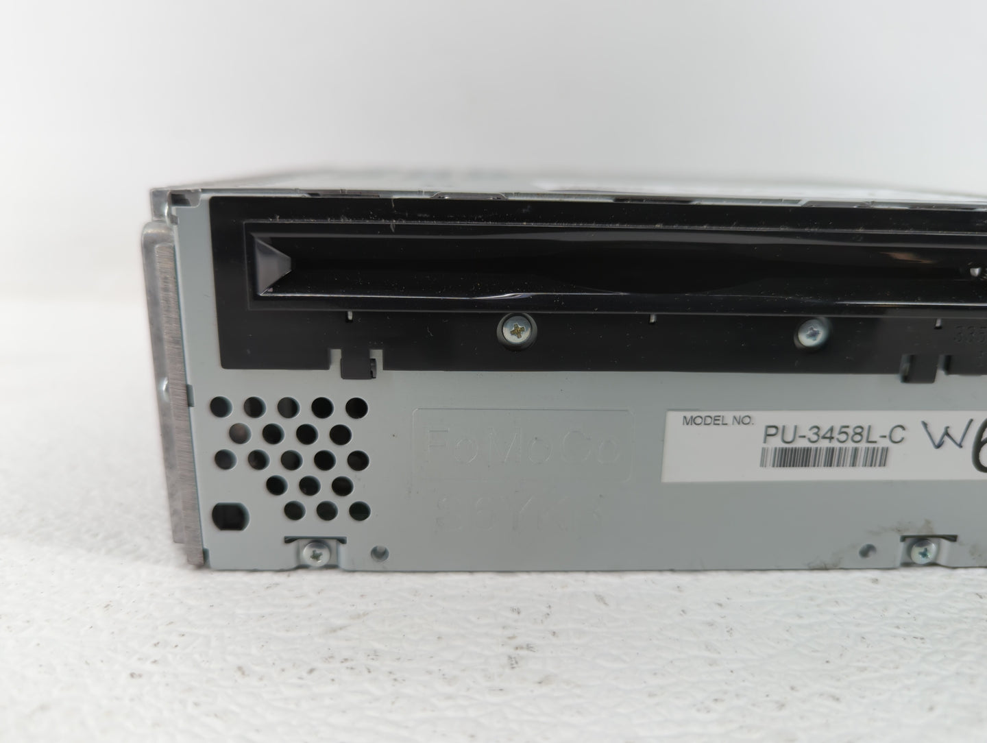 2012 Ford Explorer Radio AM FM Cd Player Receiver Replacement P/N:CB5T-19C107-CC CB5T-19C107-CB Fits OEM Used Auto Parts - O