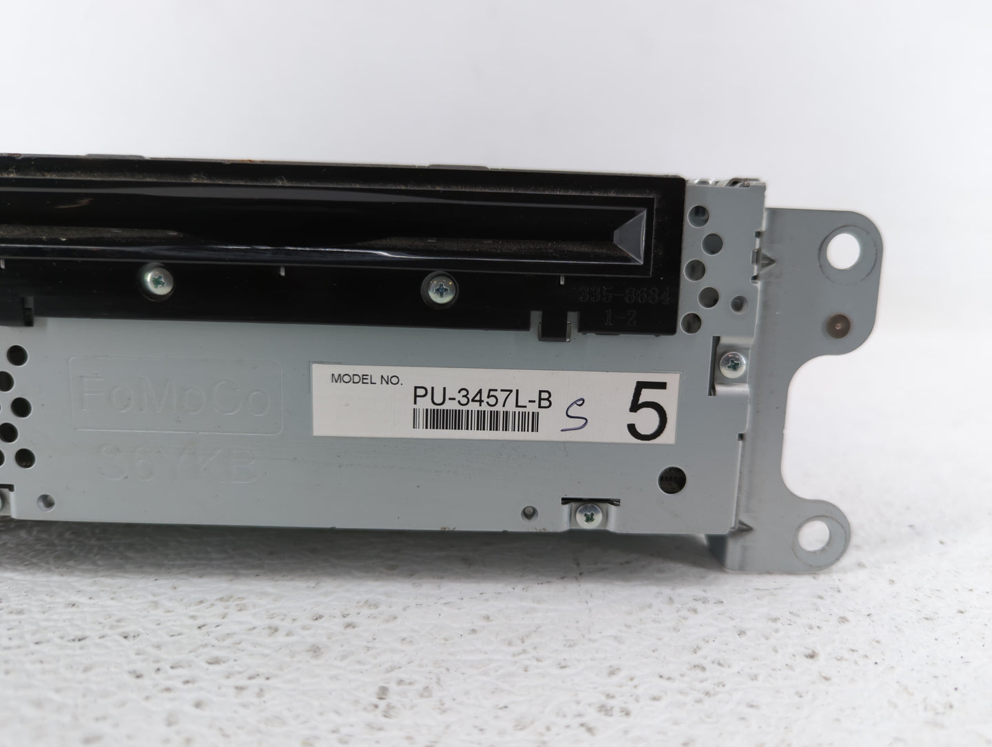 2012-2012 Ford Explorer Am Fm Cd Player Radio Receiver - Oemusedautoparts1.com