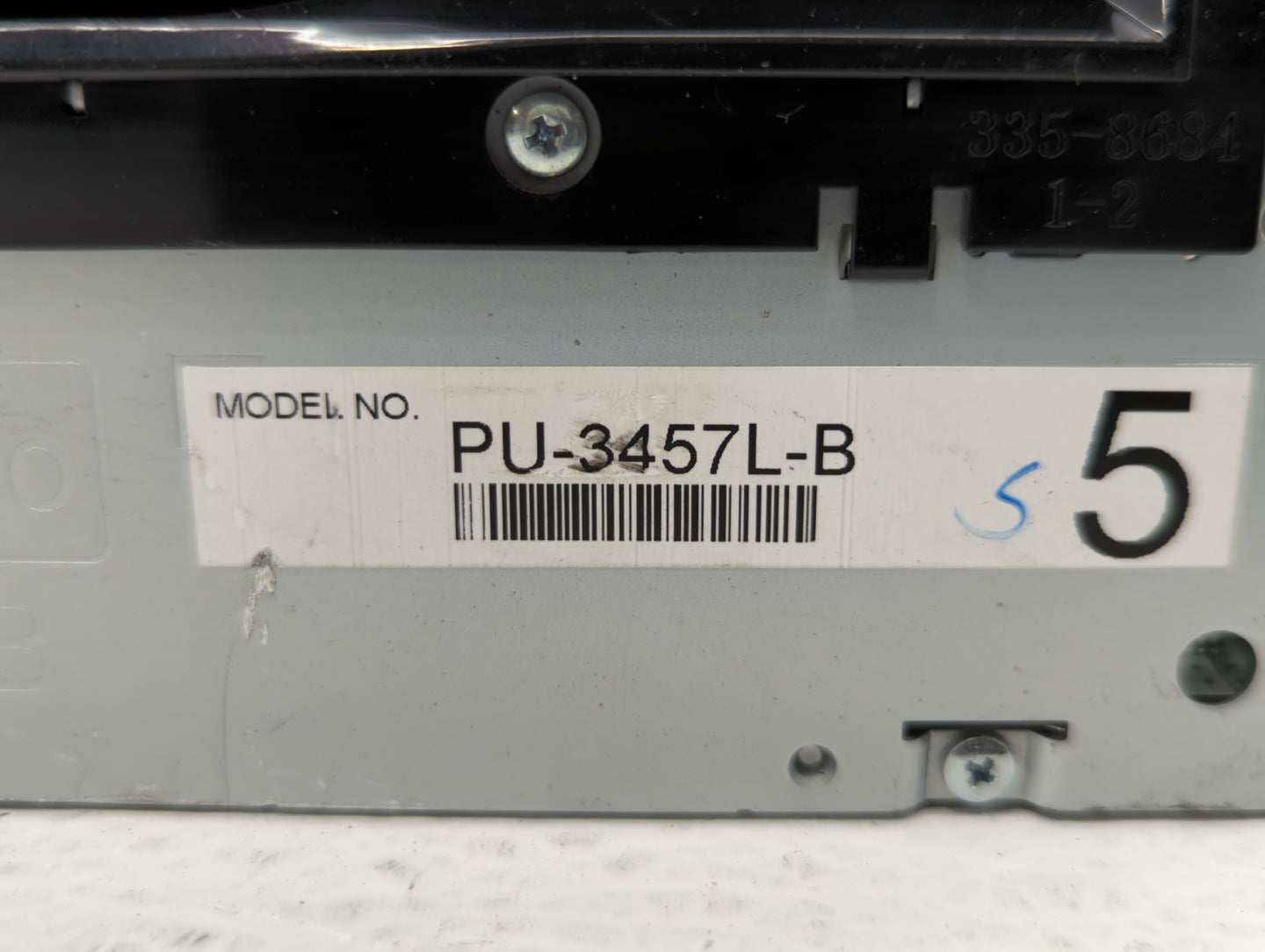 2012-2012 Ford Explorer Am Fm Cd Player Radio Receiver - Oemusedautoparts1.com