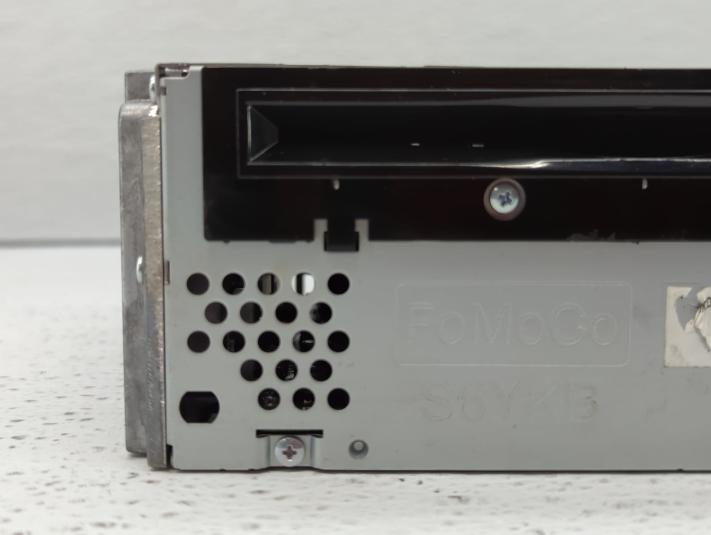 2012-2012 Ford Explorer Am Fm Cd Player Radio Receiver - Oemusedautoparts1.com