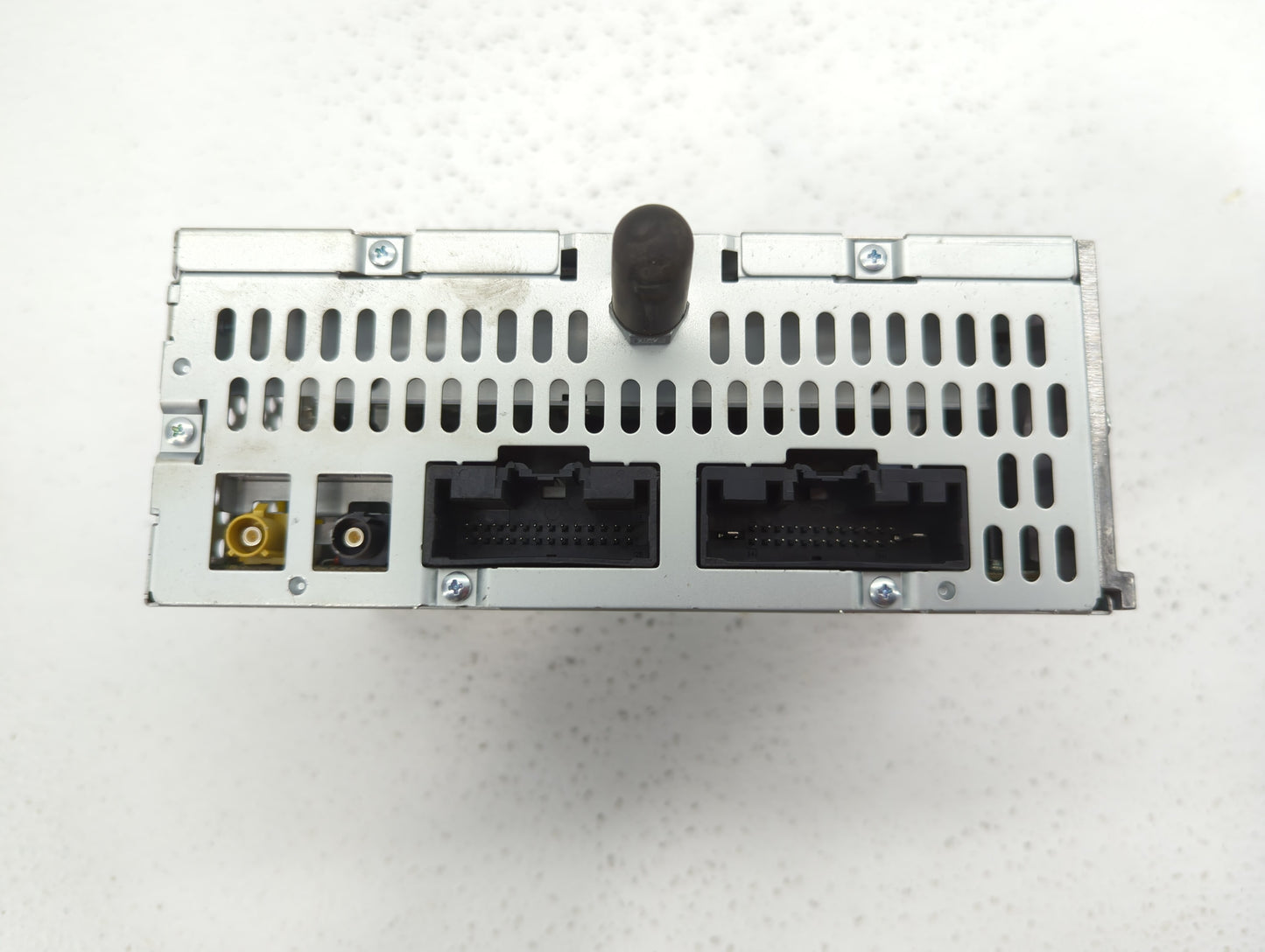2012-2012 Ford Explorer Am Fm Cd Player Radio Receiver - Oemusedautoparts1.com