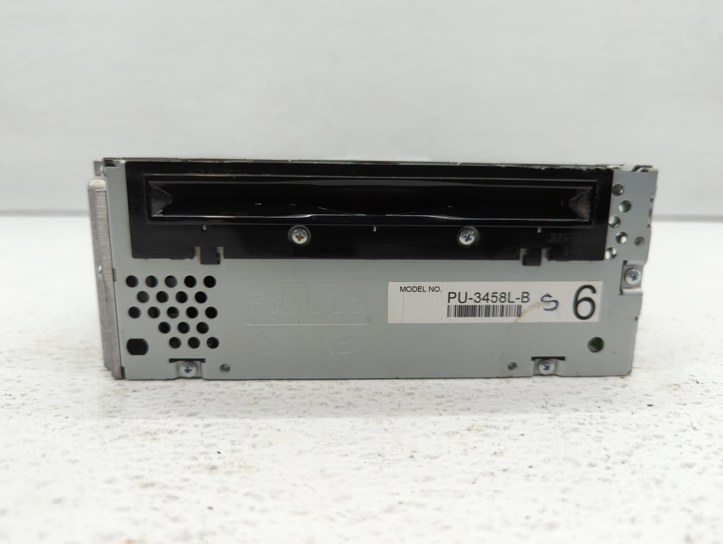 2012-2012 Ford Explorer Am Fm Cd Player Radio Receiver - Oemusedautoparts1.com