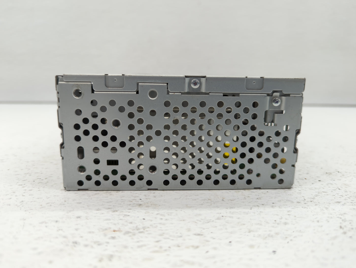 2012-2012 Ford Explorer Am Fm Cd Player Radio Receiver - Oemusedautoparts1.com