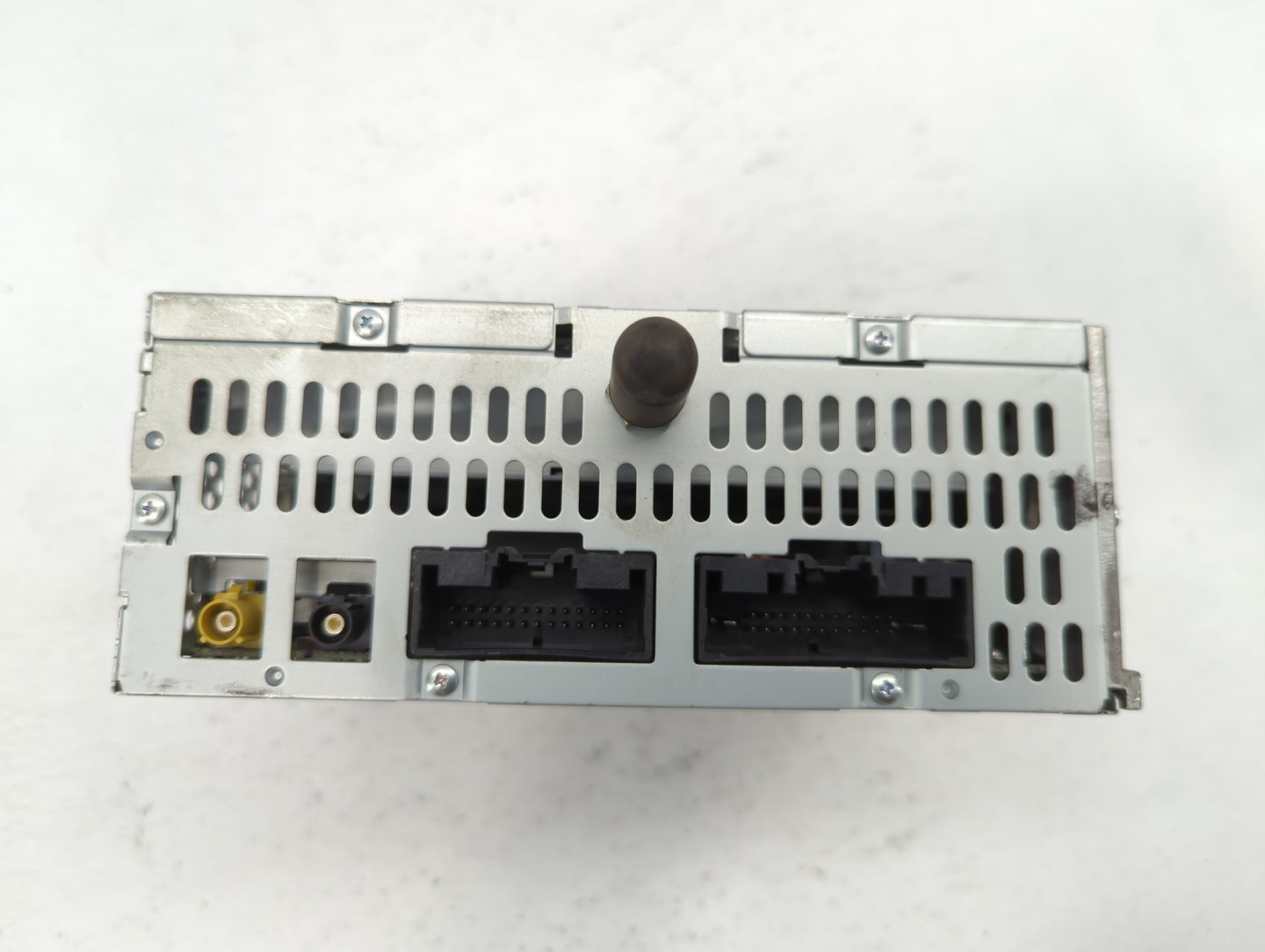 2012 Ford Explorer Radio AM FM Cd Player Receiver Replacement P/N:CB5T-19C107-BB CB5T-19C107-AB Fits OEM Used Auto Parts - O