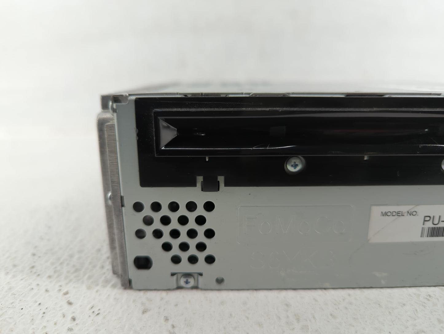 2012-2012 Ford Explorer Am Fm Cd Player Radio Receiver - Oemusedautoparts1.com