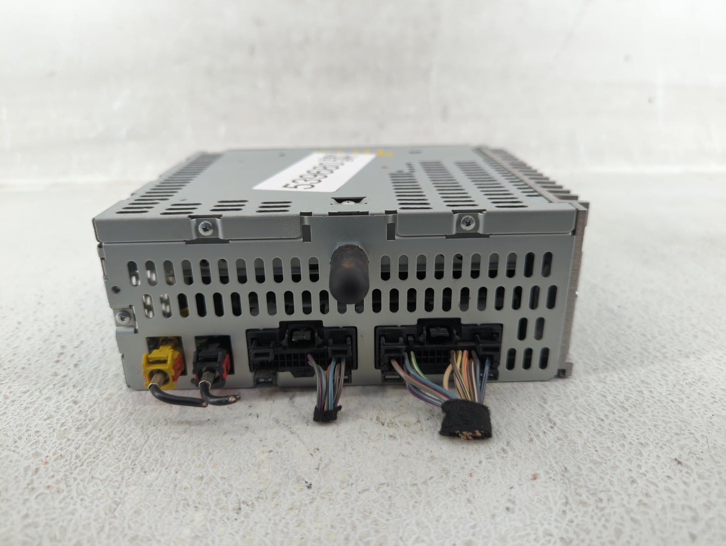 2012-2012 Ford Explorer Am Fm Cd Player Radio Receiver - Oemusedautoparts1.com