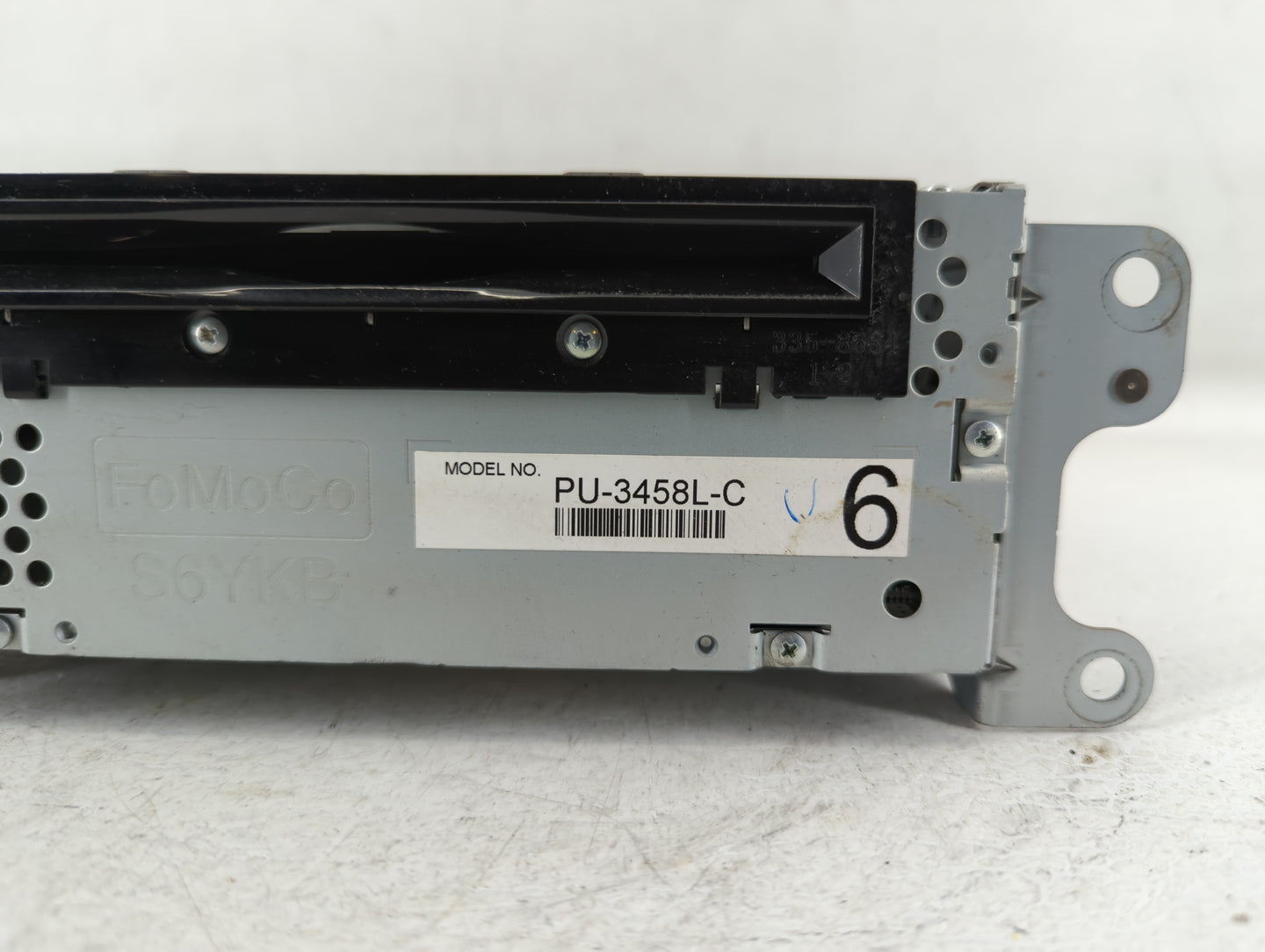 2012-2012 Ford Explorer Am Fm Cd Player Radio Receiver - Oemusedautoparts1.com
