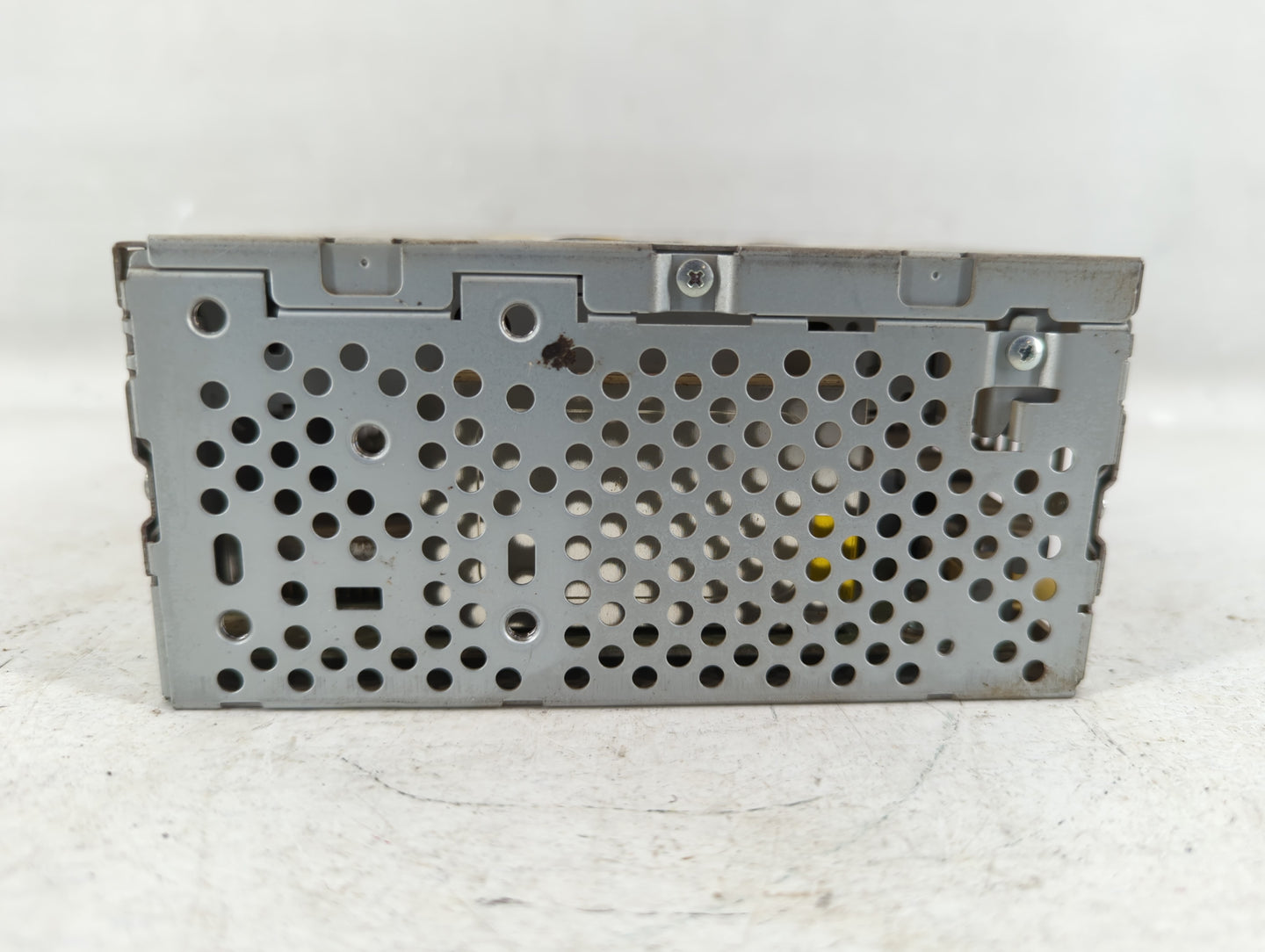 2012-2012 Ford Explorer Am Fm Cd Player Radio Receiver - Oemusedautoparts1.com