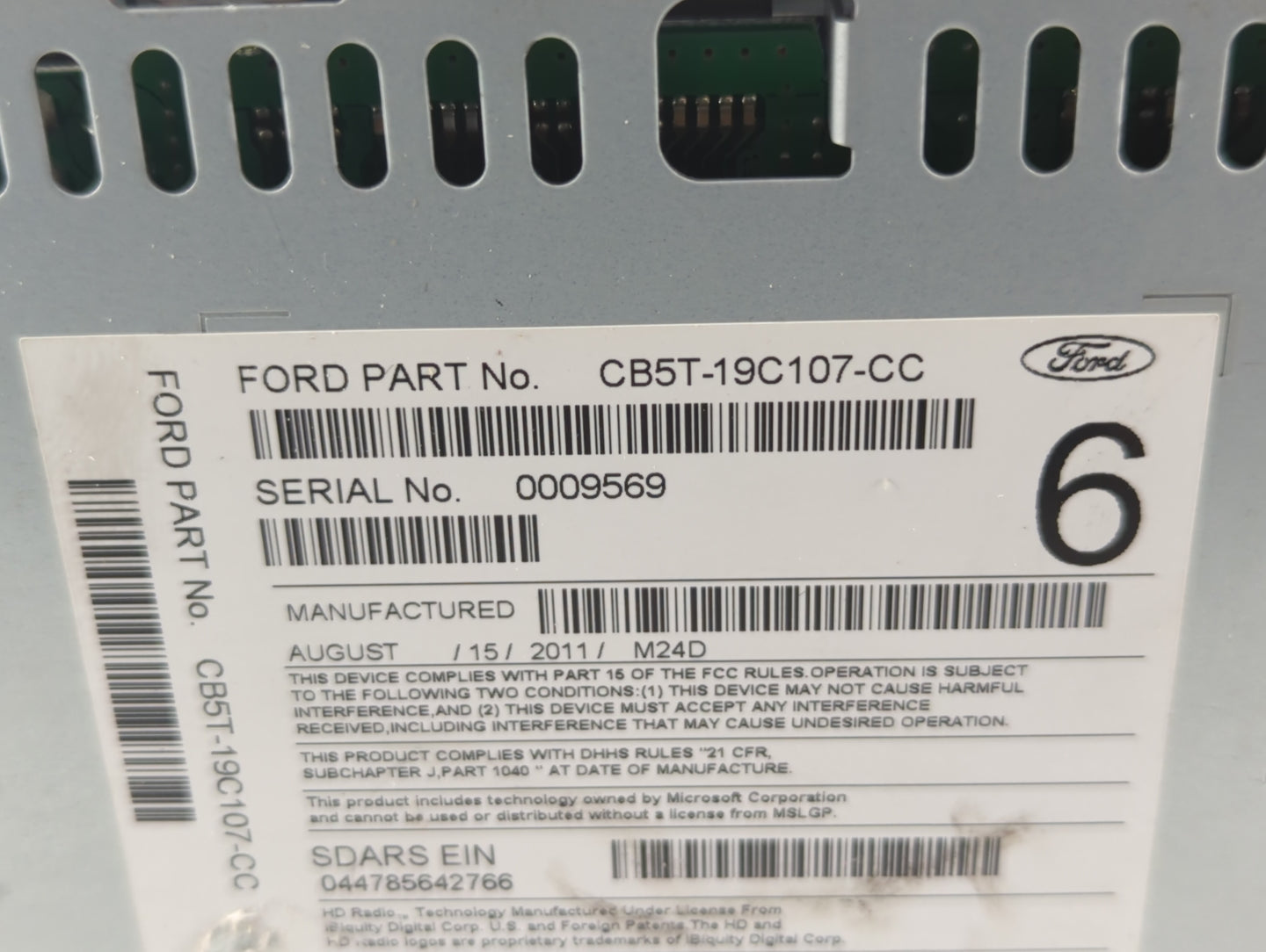 2012-2012 Ford Explorer Am Fm Cd Player Radio Receiver - Oemusedautoparts1.com