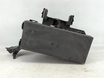 2011-2012 Ford Explorer Fusebox Fuse Box Panel Relay Module P/N:BT4T-14A003-AA Fits Fits 2011 2012 OEM Used Auto Parts - Oem