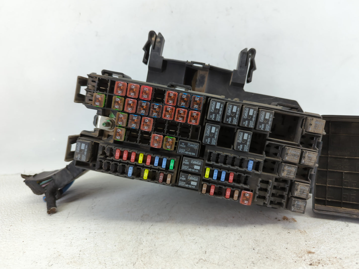 2011-2012 Ford Explorer Fusebox Fuse Box Panel Relay Module P/N:BT4T-14A003-AA Fits Fits 2011 2012 OEM Used Auto Parts - Oem