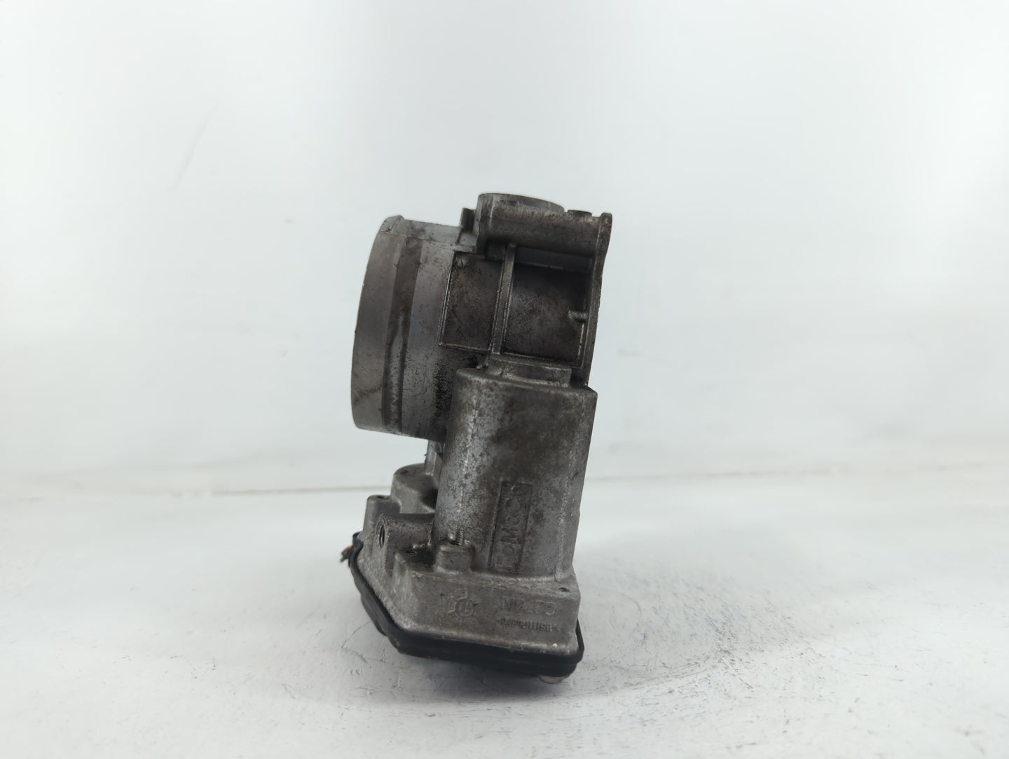 2011-2019 Ford Explorer Throttle Body P/N:112464001757 AT4E-ED Fits Fits 2011 2012 2013 2014 2015 2016 2017 2018 2019 OEM Us