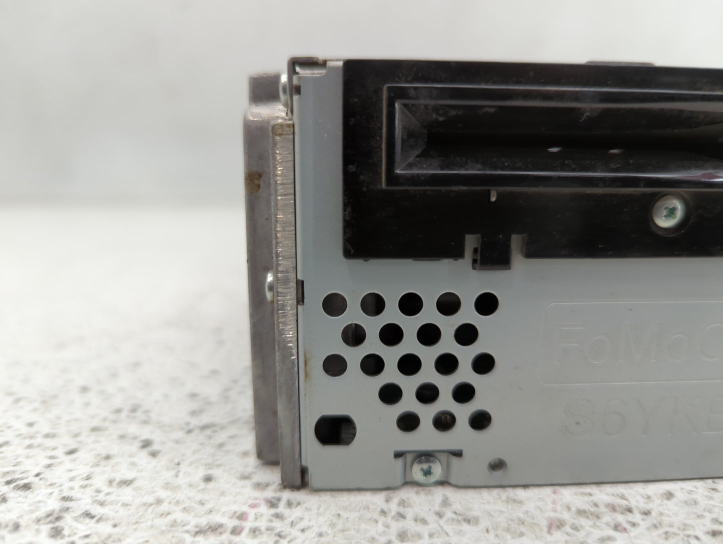 2012 Ford Explorer Radio AM FM Cd Player Receiver Replacement P/N:CB5T-19C107-BB Fits OEM Used Auto Parts - Oemusedautoparts