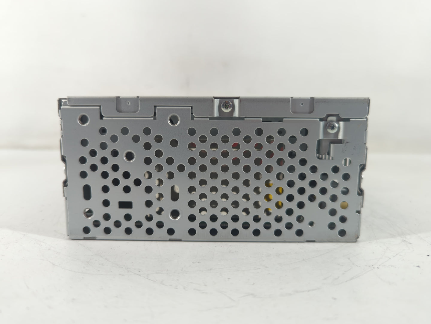2012-2012 Ford Explorer Am Fm Cd Player Radio Receiver - Oemusedautoparts1.com