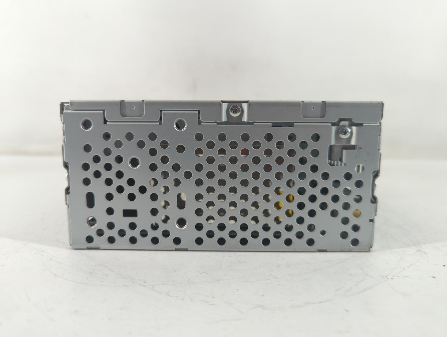 2012-2012 Ford Explorer Am Fm Cd Player Radio Receiver - Oemusedautoparts1.com