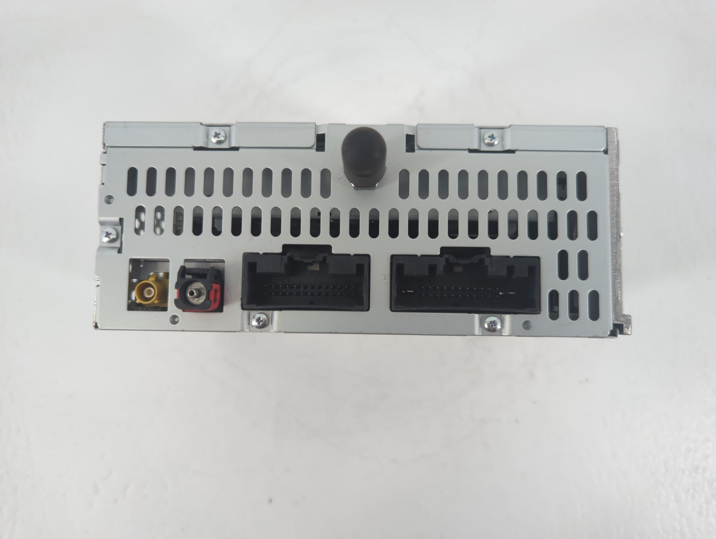 2012-2012 Ford Explorer Am Fm Cd Player Radio Receiver - Oemusedautoparts1.com