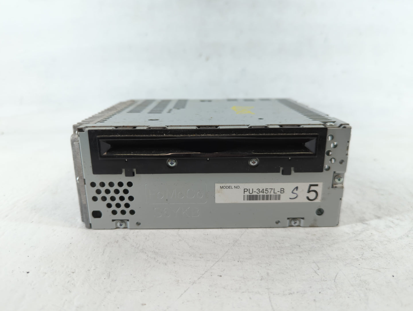 2012-2012 Ford Explorer Am Fm Cd Player Radio Receiver - Oemusedautoparts1.com