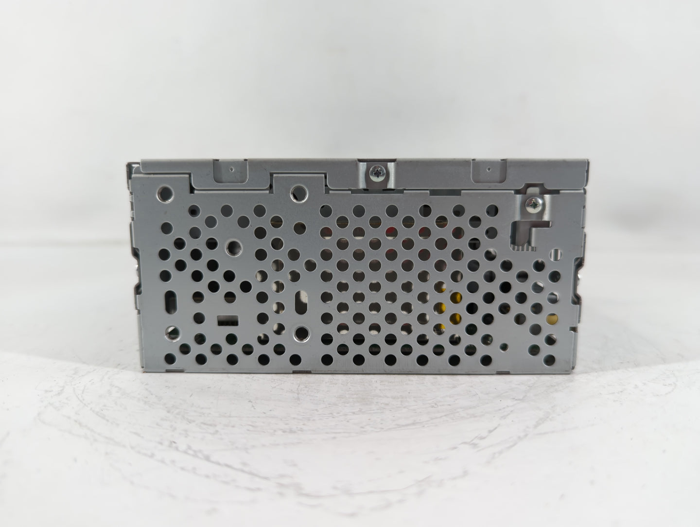 2012 Ford Explorer Am Fm Cd Player Radio Receiver - Oemusedautoparts1.com