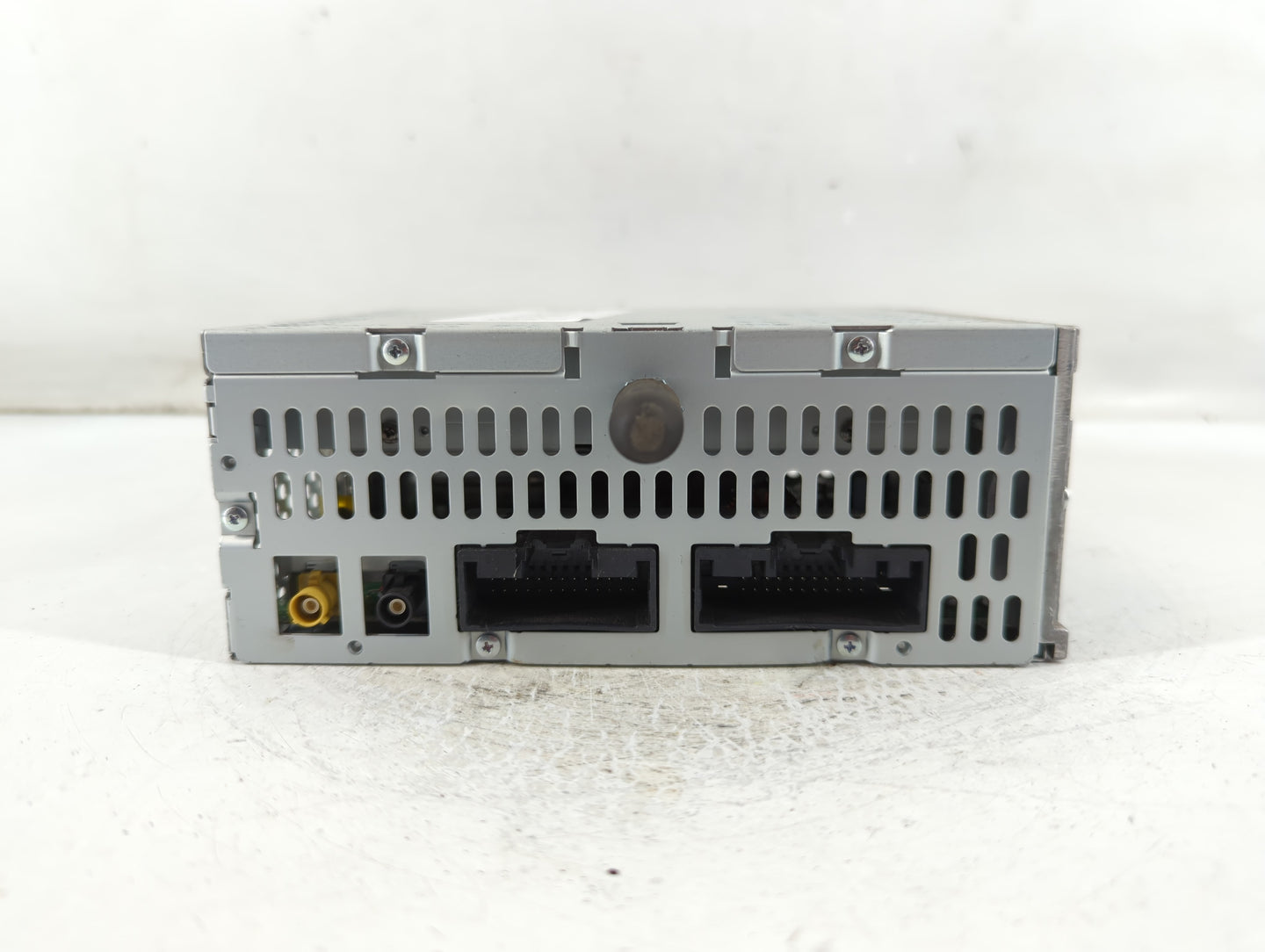 2012 Ford Explorer Radio AM FM Cd Player Receiver Replacement P/N:CB5T-19C107-CB Fits OEM Used Auto Parts - Oemusedautoparts