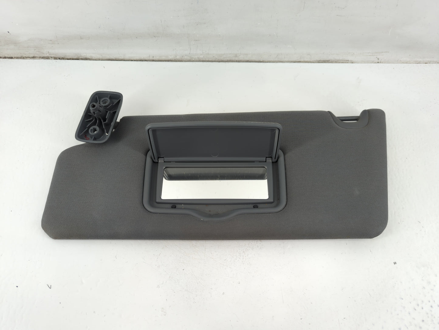 2011-2014 Ford F-150 Sun Visor Shade Replacement Driver Left Mirror Fits Fits 2011 2012 2013 2014 OEM Used Auto Parts - Oemu