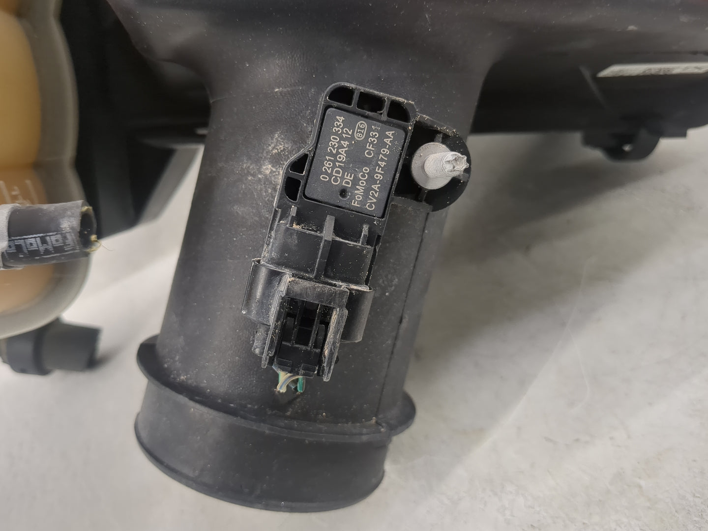 2012 Ford F-150 Air Cleaner Intake-duct Hose Tube - Oemusedautoparts1.com