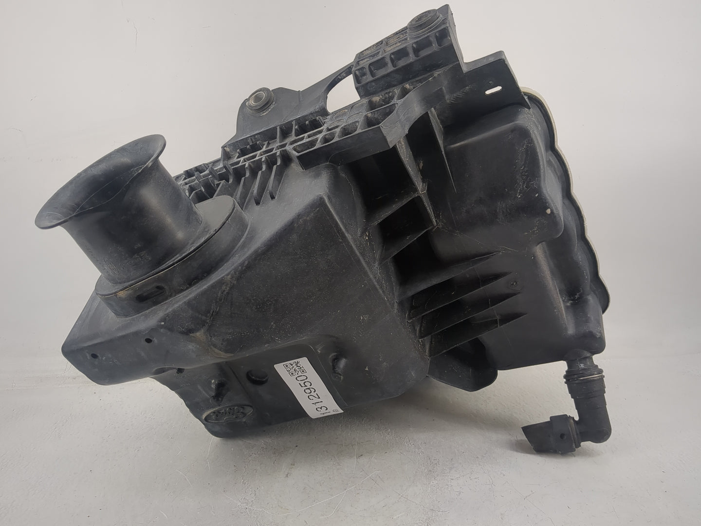 2012 Ford F-150 Air Cleaner Intake-duct Hose Tube - Oemusedautoparts1.com