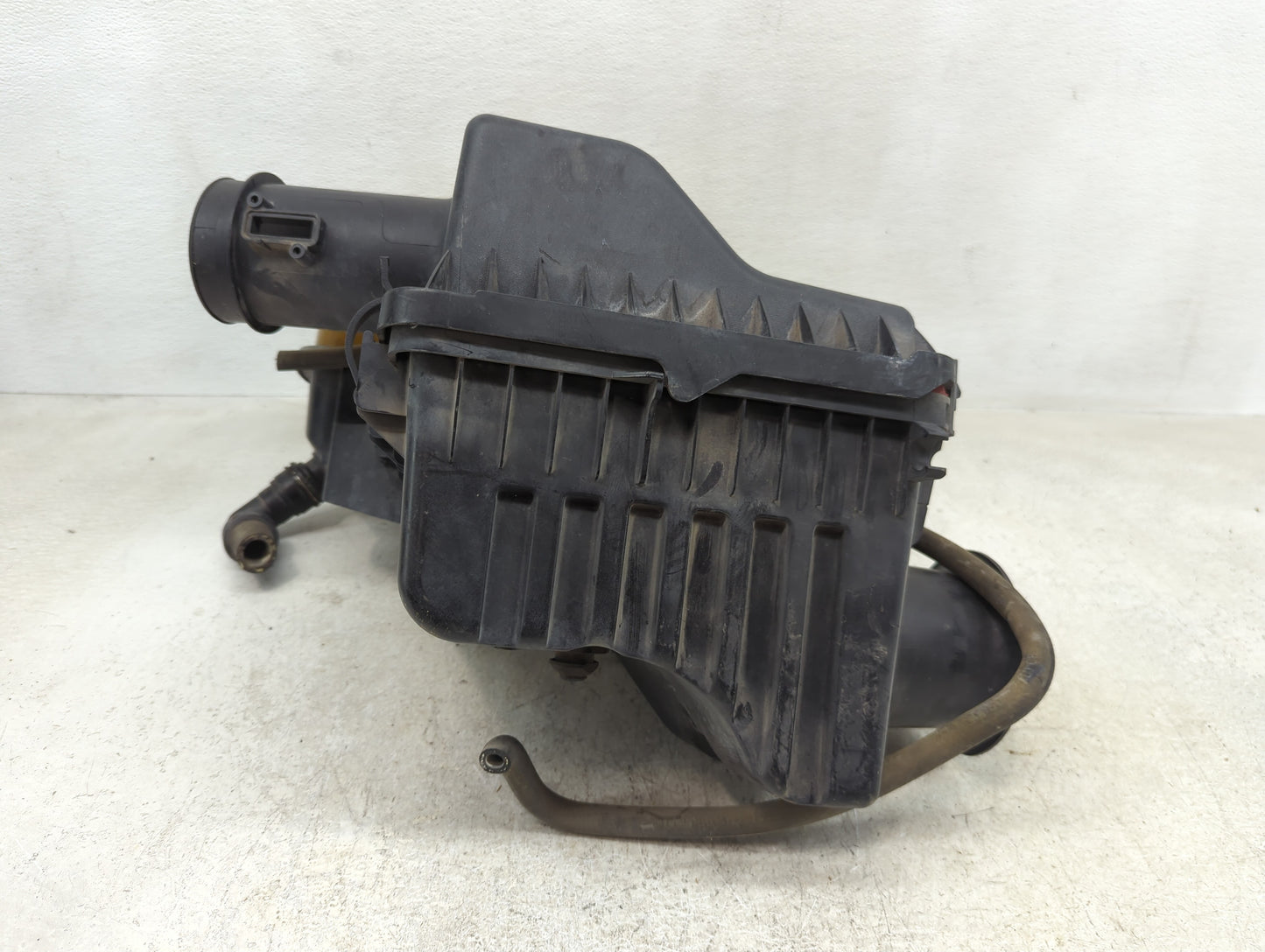 2012 Ford F-150 Air Cleaner Intake-duct Hose Tube 1392480 - Oemusedautoparts1.com