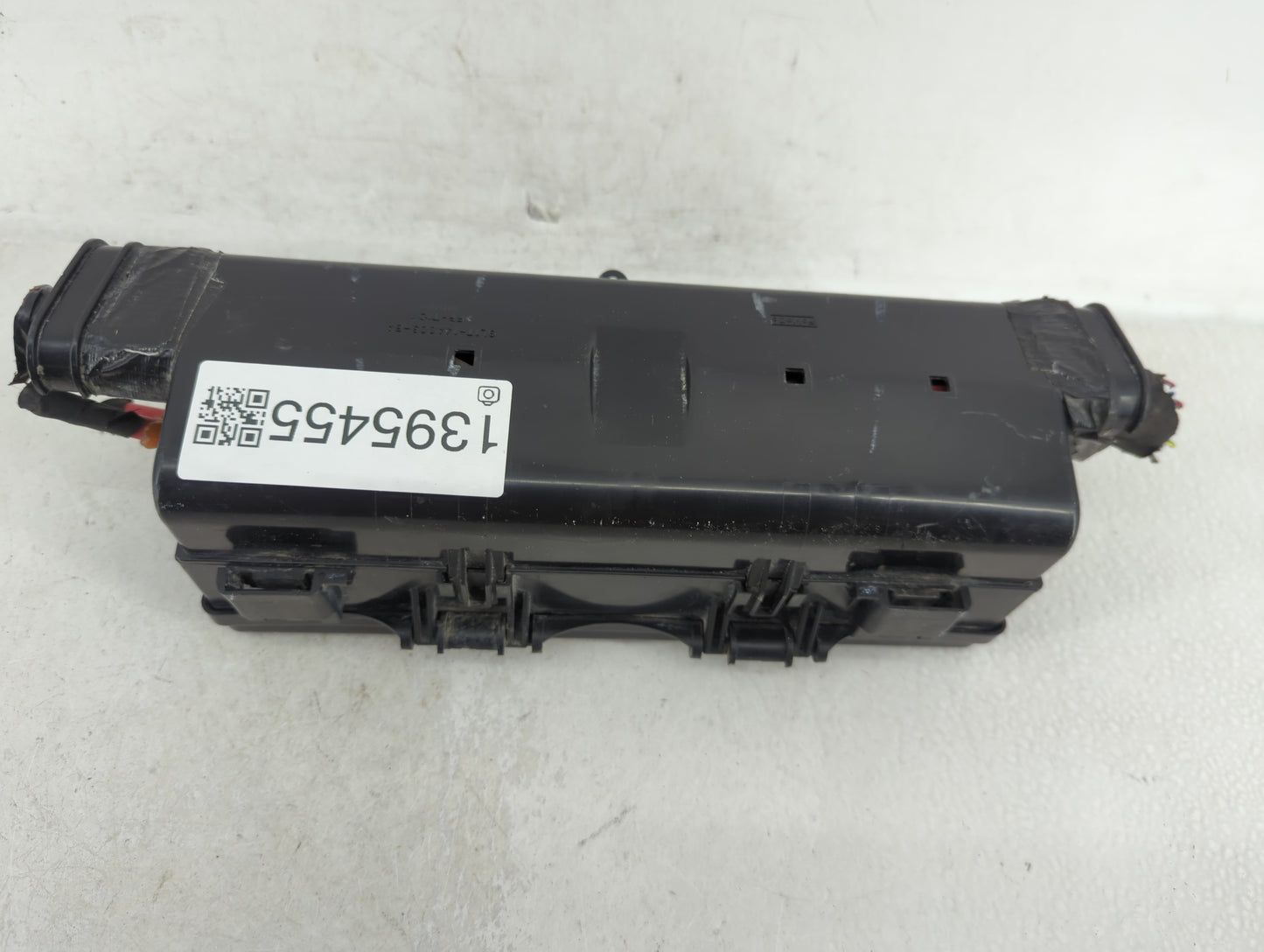 2011-2014 Ford F-150 Fusebox Fuse Box Panel Relay Module P/N:9L1T-14A003-BA Fits Fits 2011 2012 2013 2014 OEM Used Auto Part