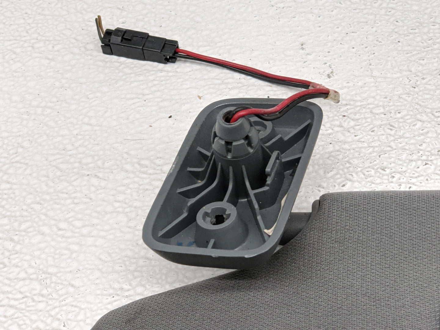 2010-2014 Ford F-150 Sun Visor Shade Replacement Passenger Right Mirror Fits Fits 2010 2011 2012 2013 2014 OEM Used Auto Par