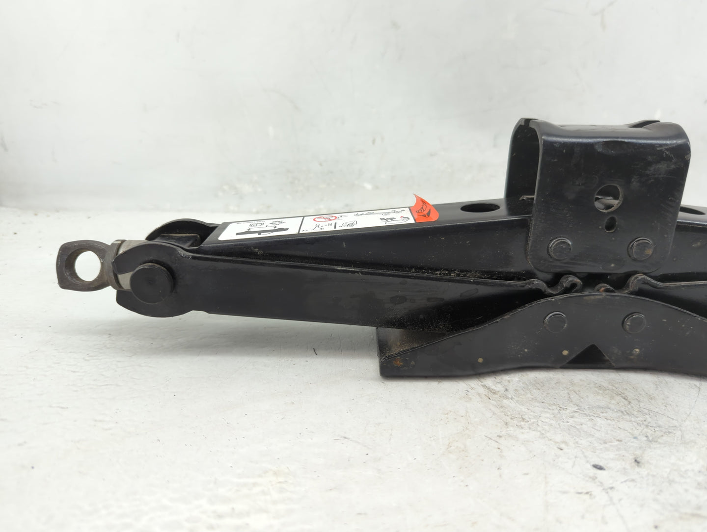 2012 Ford F-150 Spare Scissor Car Jack - Oemusedautoparts1.com