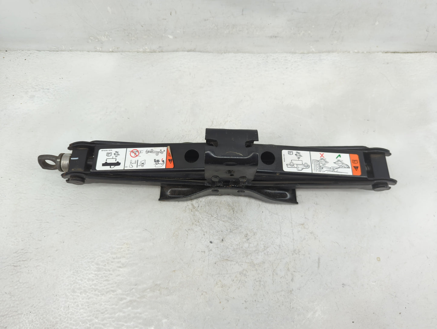 2012 Ford F-150 Spare Scissor Car Jack - Oemusedautoparts1.com