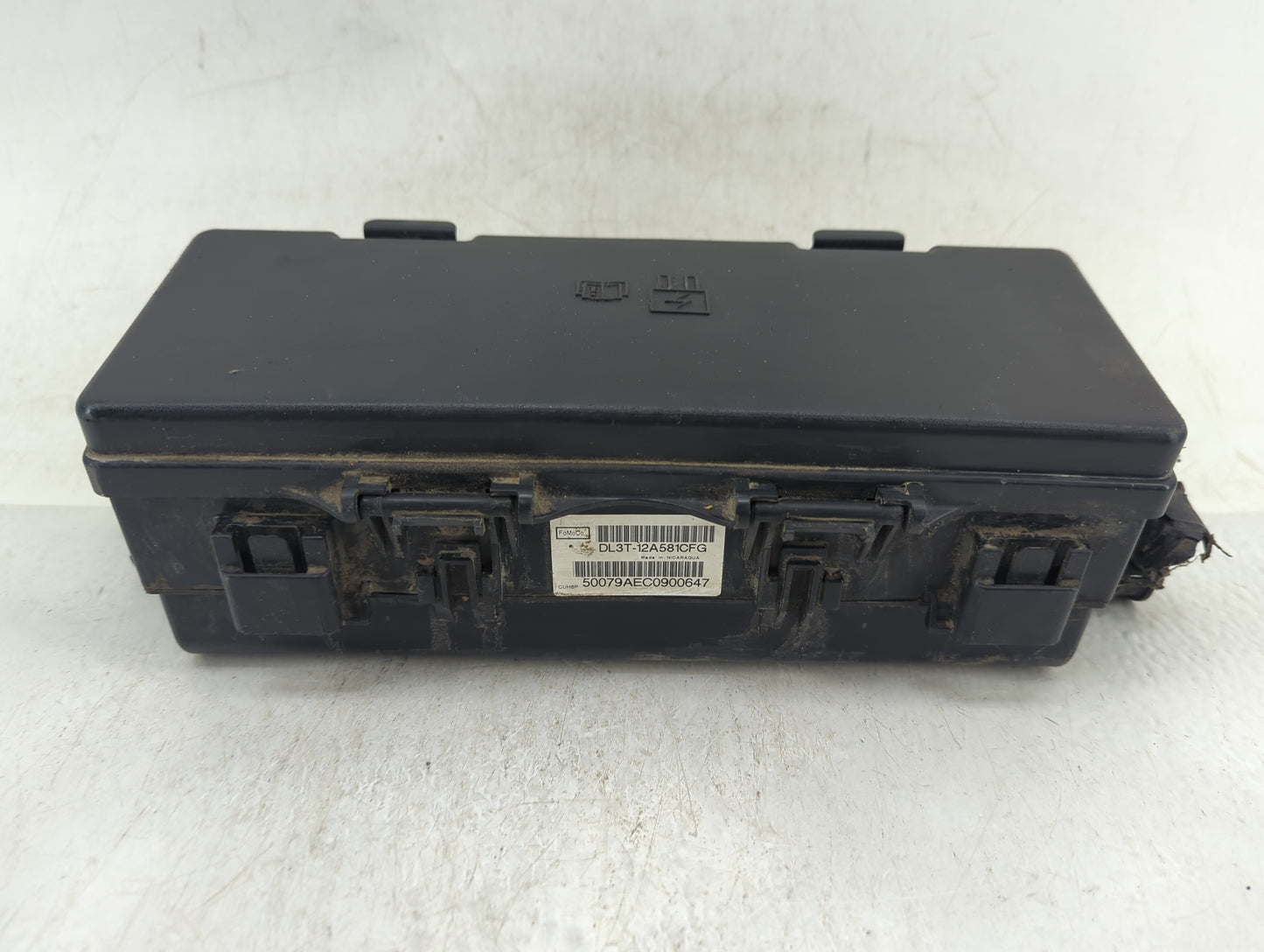 2011-2014 Ford F-150 Fusebox Fuse Box Panel Relay Module P/N:9L1T-14A003-BA Fits Fits 2011 2012 2013 2014 OEM Used Auto Part