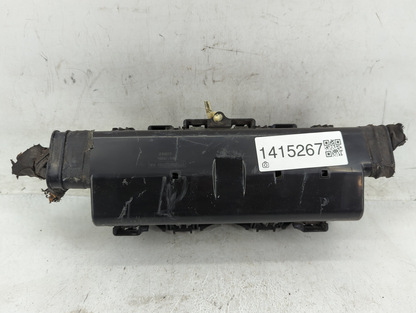 2011-2014 Ford F-150 Fusebox Fuse Box Panel Relay Module P/N:9L1T-14A003-BA Fits Fits 2011 2012 2013 2014 OEM Used Auto Part