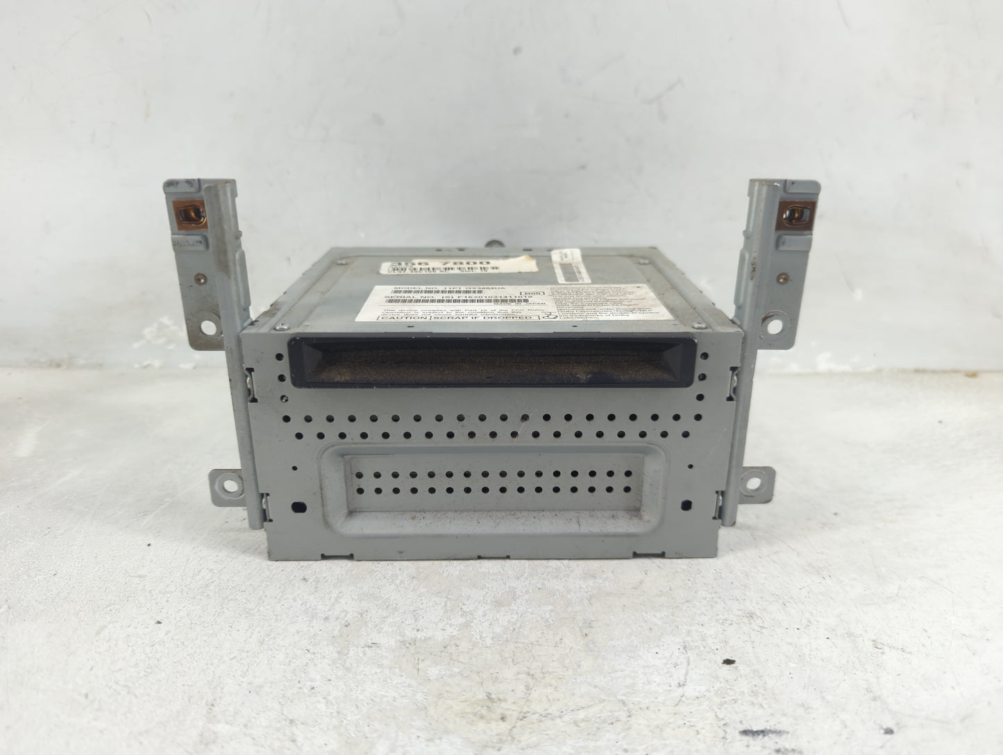 2011-2012 Ford F-150 Radio AM FM Cd Player Receiver Replacement P/N:QX3804UA Fits Fits 2011 2012 OEM Used Auto Parts - Oemus