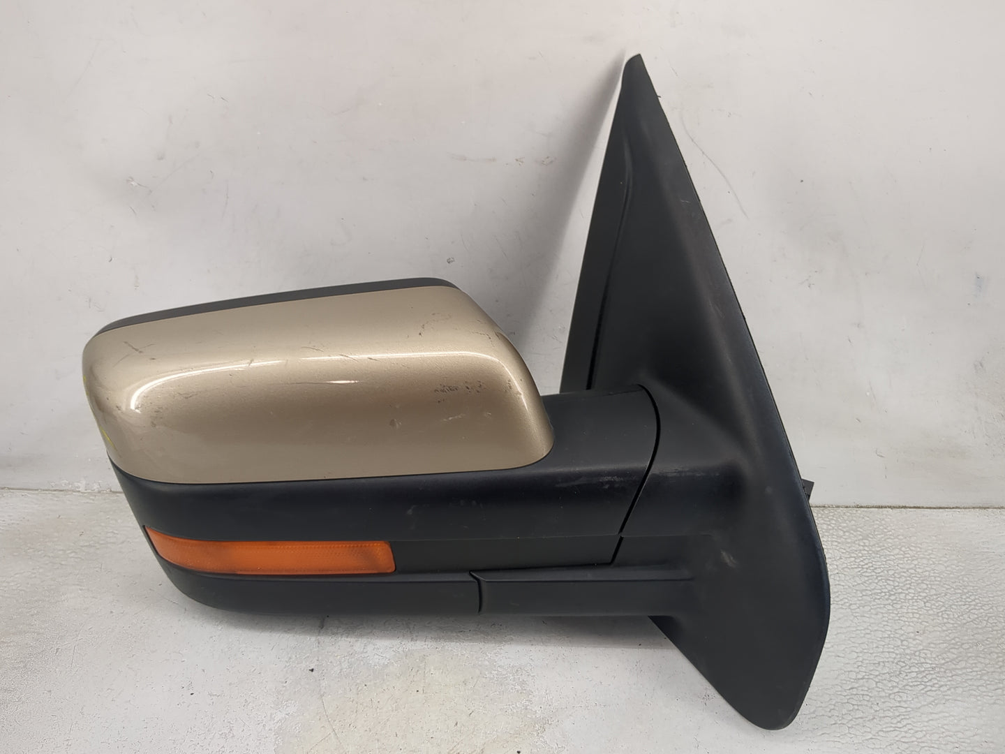 2011-2014 Ford F-150 Passenger Side View Mirror - Right Door Mirror OEM Used - Oemusedautoparts1.com