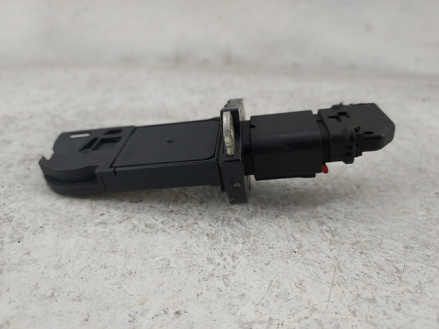 2010-2020 Ford F-150 Mass Air Flow Meter Maf 1486117 - Oemusedautoparts1.com